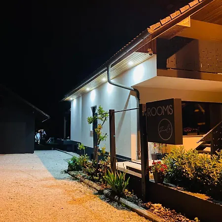 & Zala Airport Shuttle Option Aparthotel Cerklje na Gorenjskem