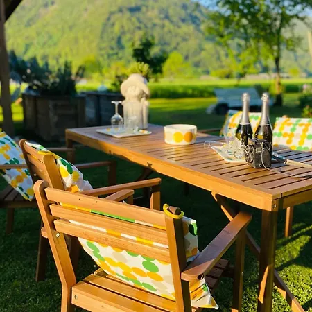 Rooms & Apartment Zala Skier-Friendly Near Cable Car Ξενοδοχείο με διαμερίσματα