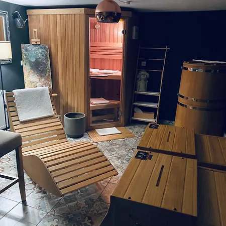 Rooms & Apartment Zala Near Airport & Cable Car