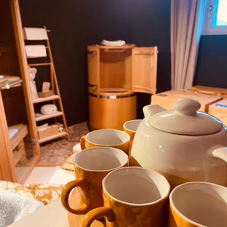 Ξενοδοχείο με διαμερίσματα Rooms & Apartment Zala Skier-Friendly Near Cable Car Cerklje na Gorenjskem