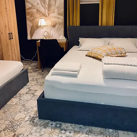 Rooms & Apartment Zala Near Airport & Cable Car アパートホテル ツェルクニェ・ナ・ゴレニスケム