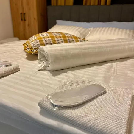 アパートホテル Rooms & Apartment Zala Near Airport & Cable Car ツェルクニェ・ナ・ゴレニスケム