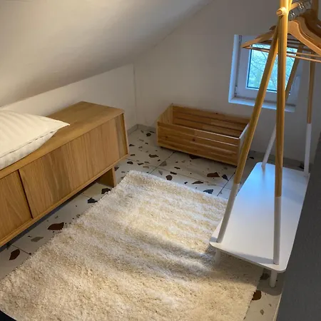 Rooms & Apartment Zala Near Airport & Cable Car 3*