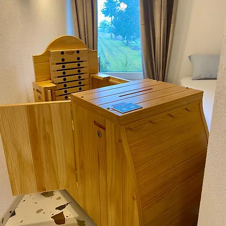 Rooms & Apartment Zala Near Airport & Cable Car 3*