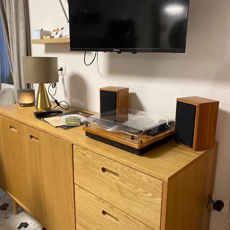 アパートホテル Rooms & Apartment Zala Near Airport & Cable Car