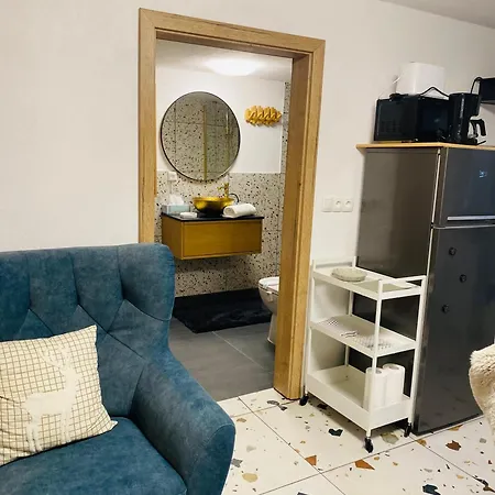 Rooms & Apartment Zala Near Airport & Cable Car Aparthotel 3*