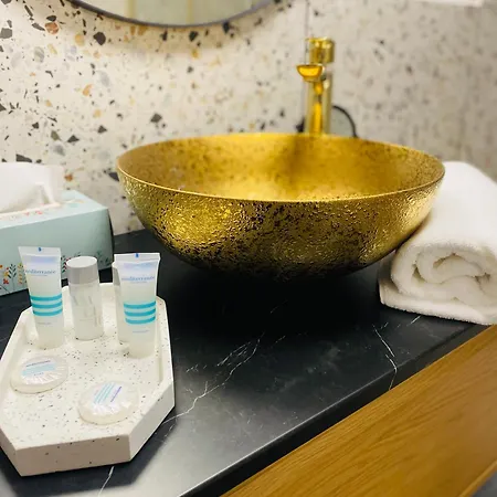 Rooms & Apartment Zala Near Airport & Cable Car