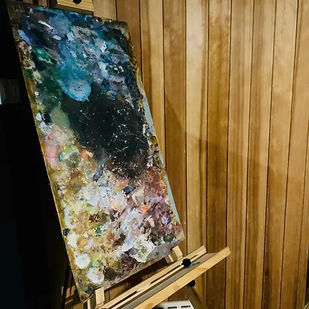 アパートホテル Rooms & Apartment Zala Near Airport & Cable Car 3*