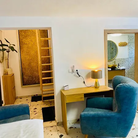 & Zala Air-conditioned Near Airport