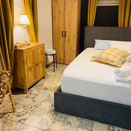 Aparthotel & Zala Air-conditioned Near Airport 4*