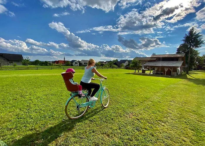 & Zala Near Airport & Cable Car Aparthotel 3*