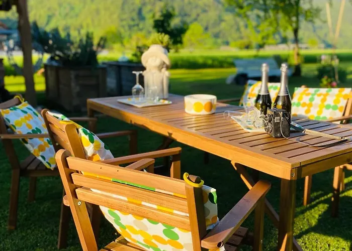 & Zala Near Airport & Cable Car Aparthotel