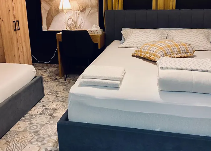 & Zala Near Airport & Cable Car מלון דירות צרקליה נה גורניסקם