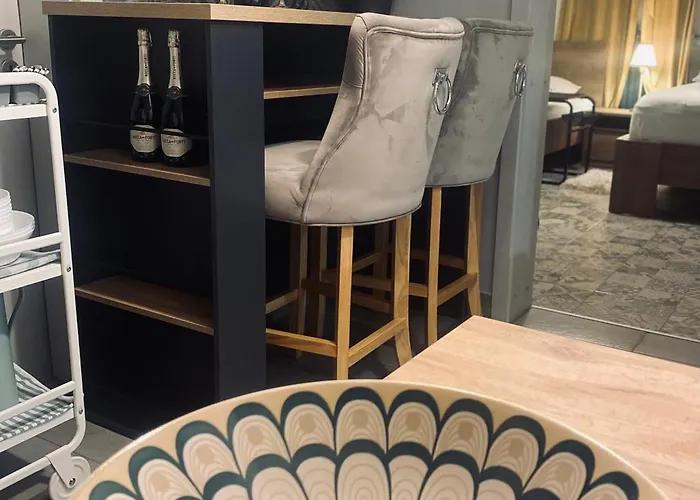 & Zala Near Airport & Cable Car 3*