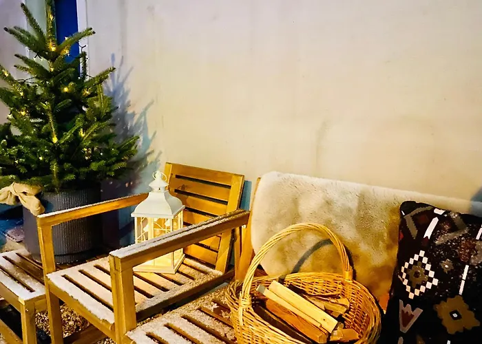 Aparthotel & Zala Near Airport & Cable Car 3*