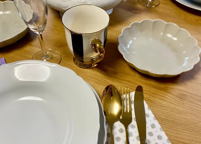 & Zala Near Airport & Cable Car 3*