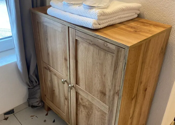 & Zala Near Airport & Cable Car Aparthotel Cerklje na Gorenjskem