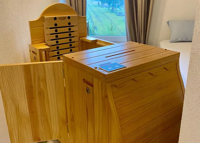 & Zala Near Airport & Cable Car 4*