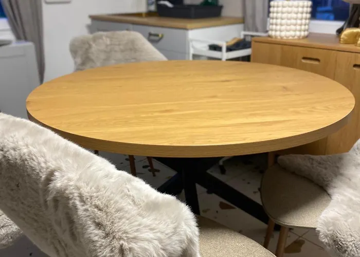 Aparthotel & Zala Near Airport & Cable Car